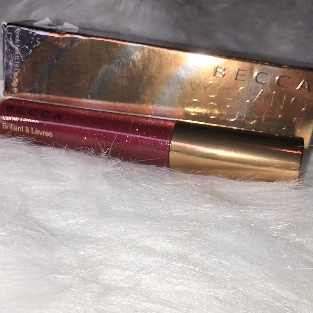 Becca Volcano Goddess Lip Glow Gloss Ruby Fire ❤️❤️